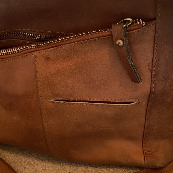 100% Leather Shoulder Purse Brown - Picture 7 of 14